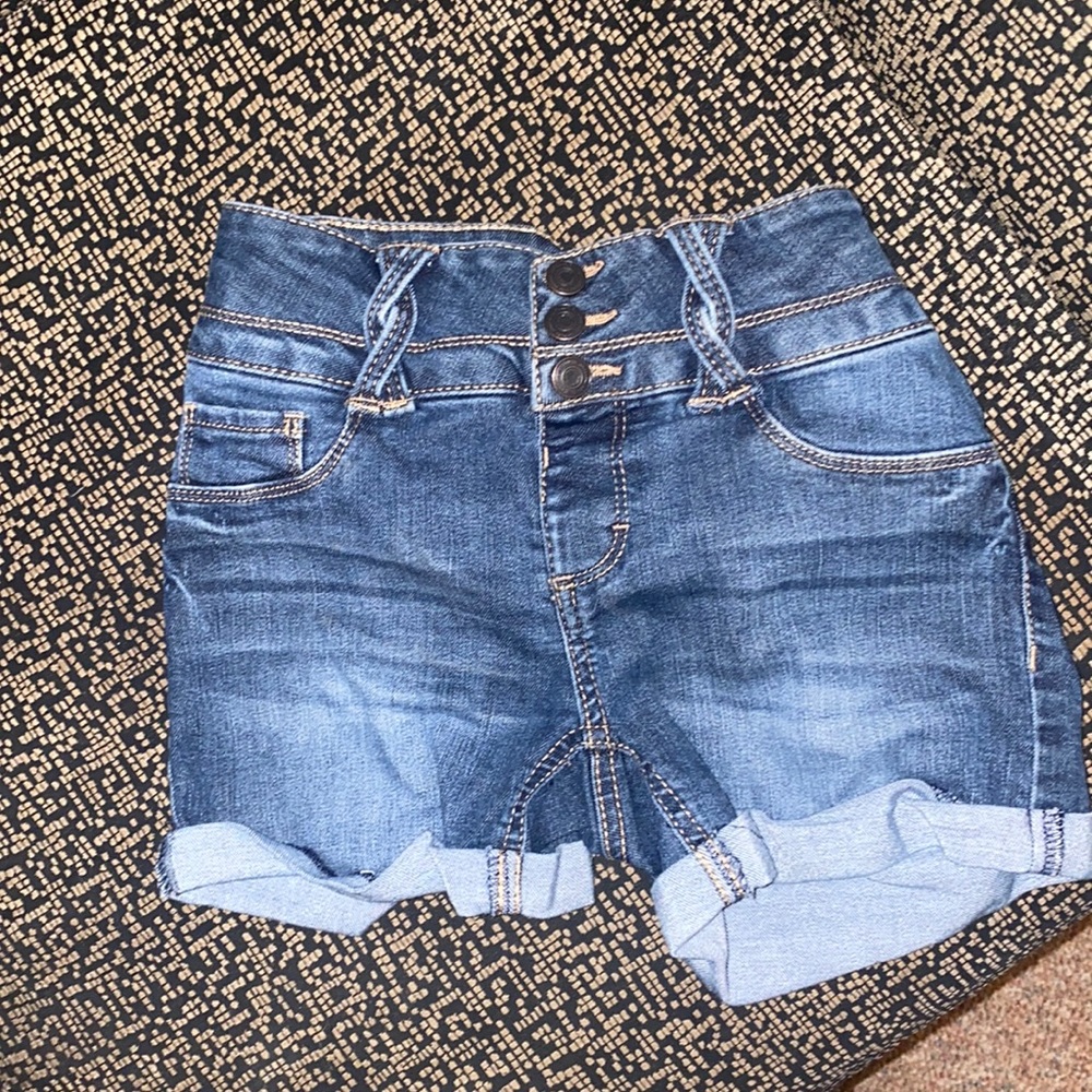 Blue So Shorts size 8